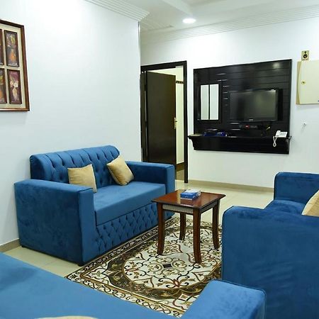 شقق جنان المفروشة Jenaan Apartments Necran Dış mekan fotoğraf