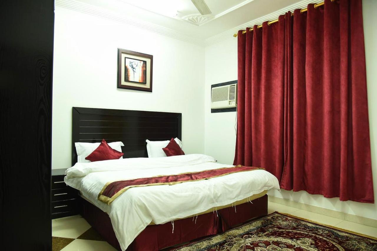 شقق جنان المفروشة Jenaan Apartments Necran Dış mekan fotoğraf